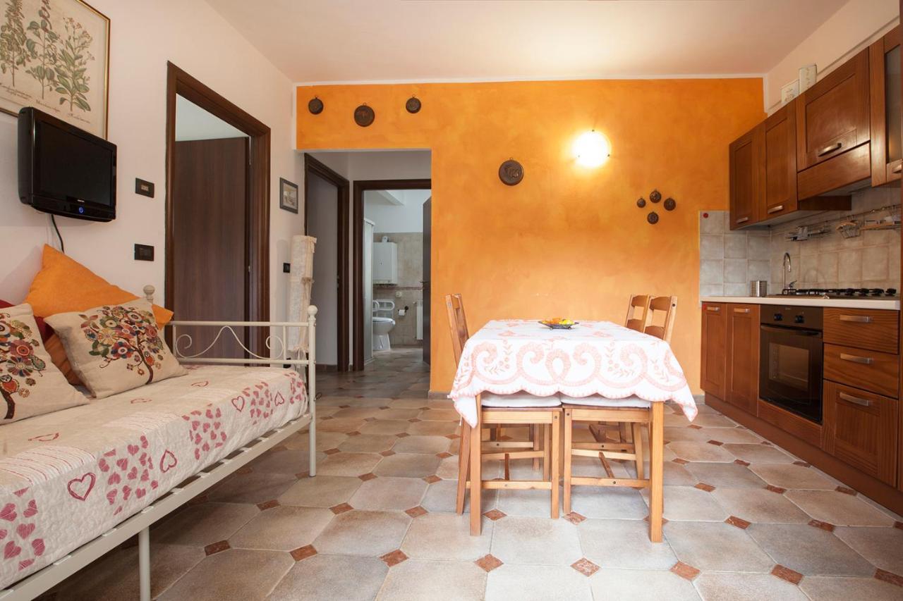 Cascina Belvedere Quargnento Bagian luar foto