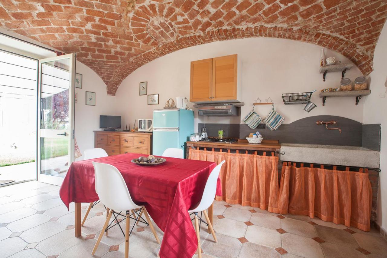 Cascina Belvedere Quargnento Bagian luar foto