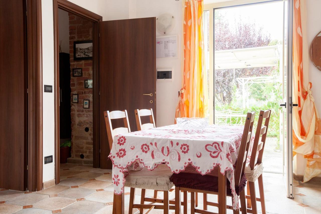 Cascina Belvedere Quargnento Bagian luar foto