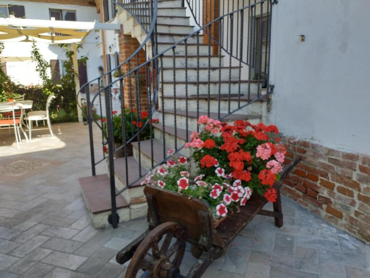 Cascina Belvedere Quargnento Bagian luar foto