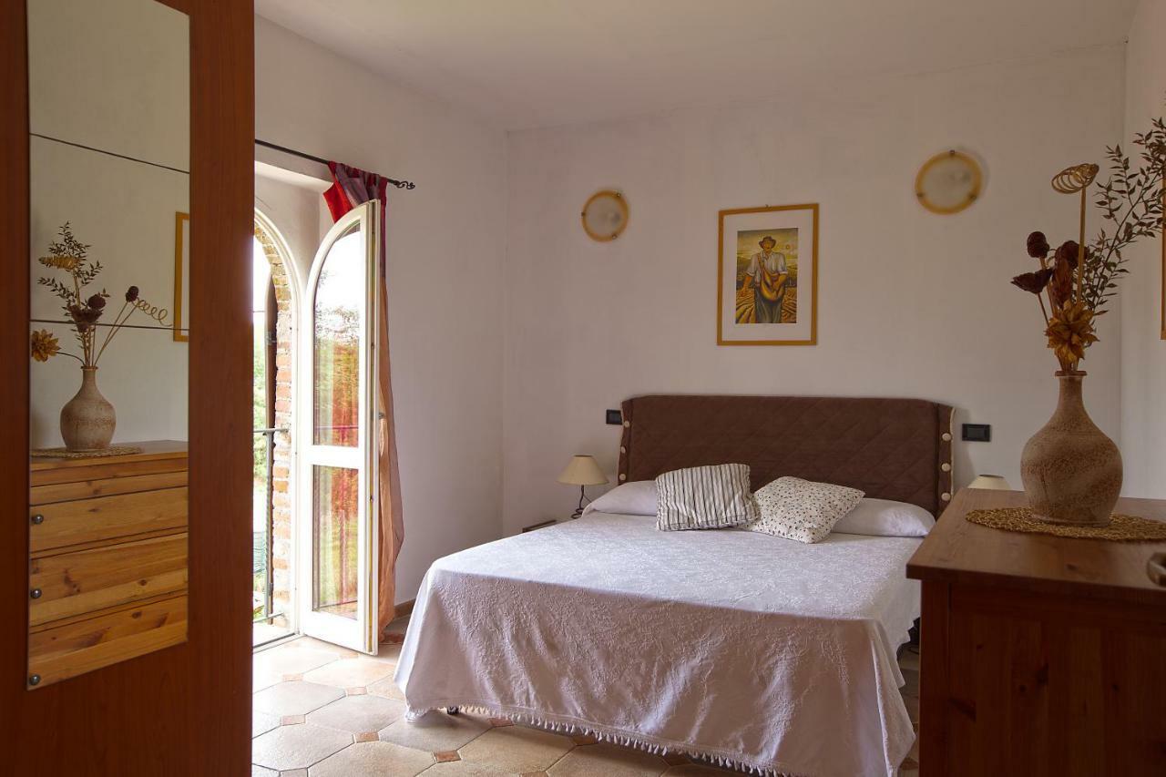 Cascina Belvedere Quargnento Bagian luar foto